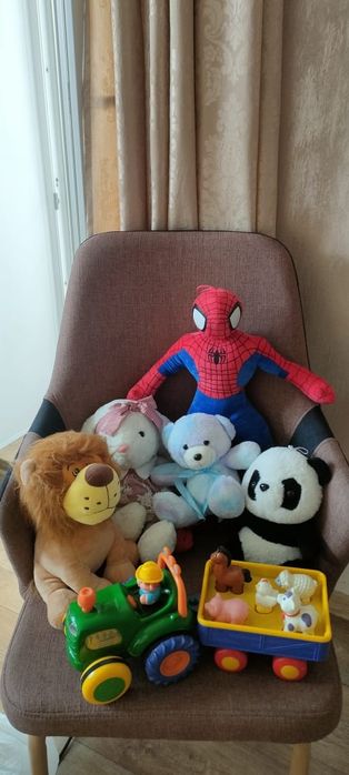 Продам игрушки в отличном состоянии