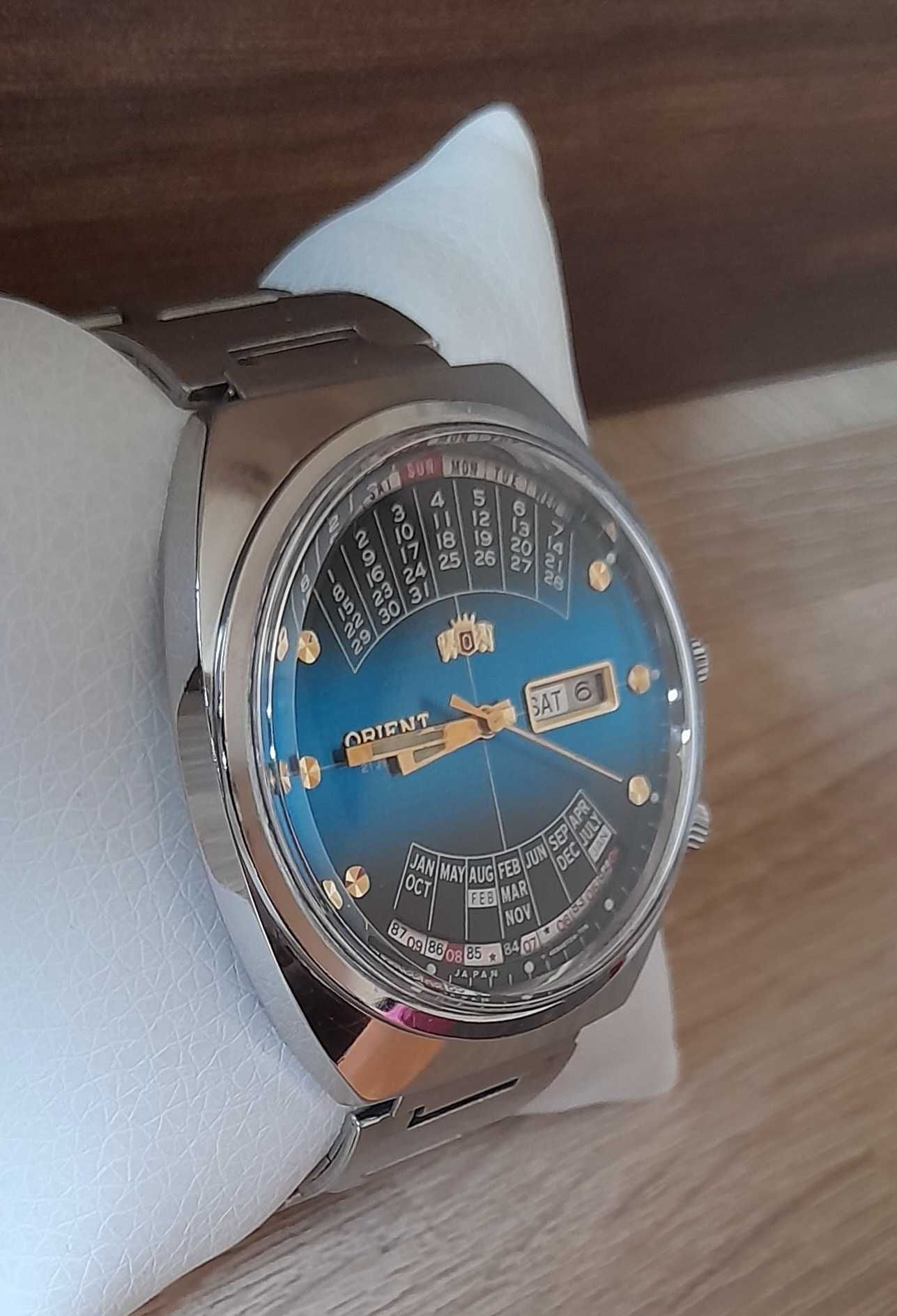 Ceas Orient Multi Year Calendar Automatic din anii '70 Azur