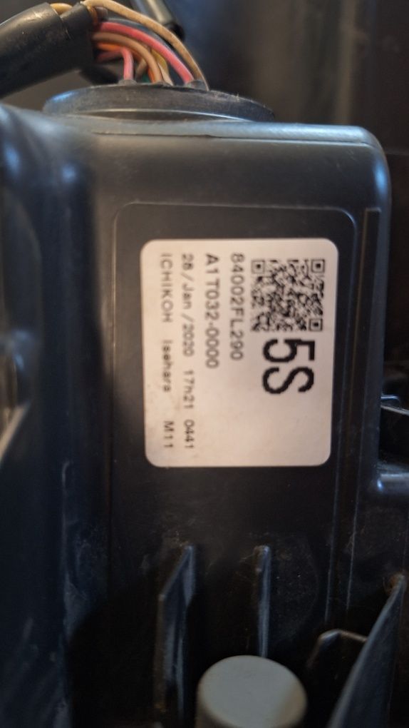 Фарове SUBARU XV 2021 LED 84002FL290
84002FL280