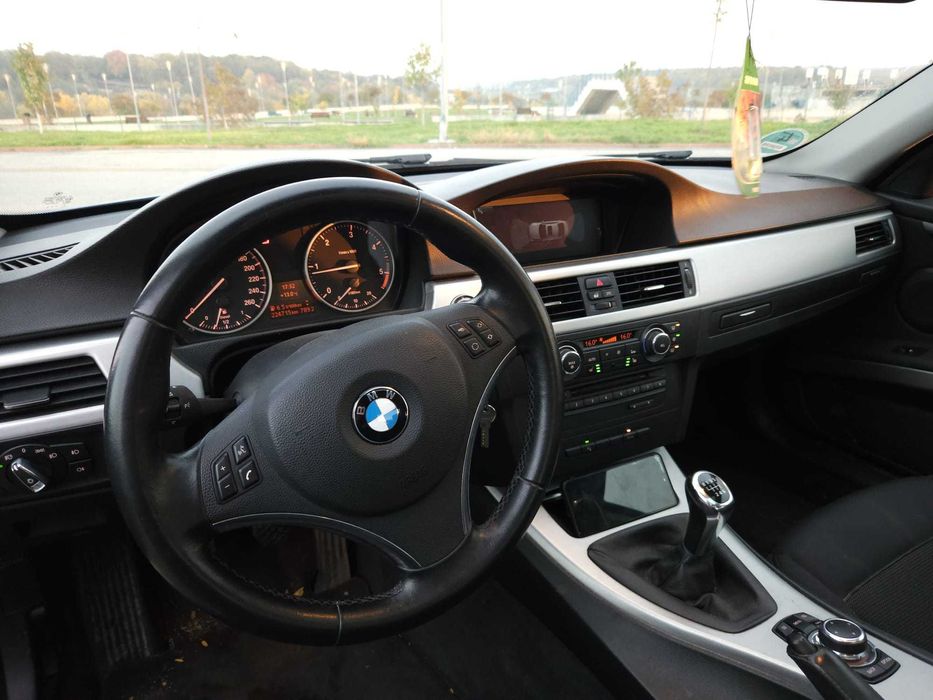 BMW e92 320Cd 2011 euro5 Facelift Paket M