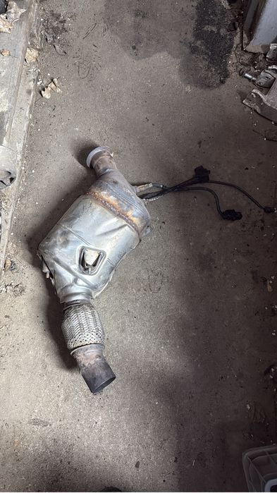 Carcasa dpf goala bmw e90 e91 e92