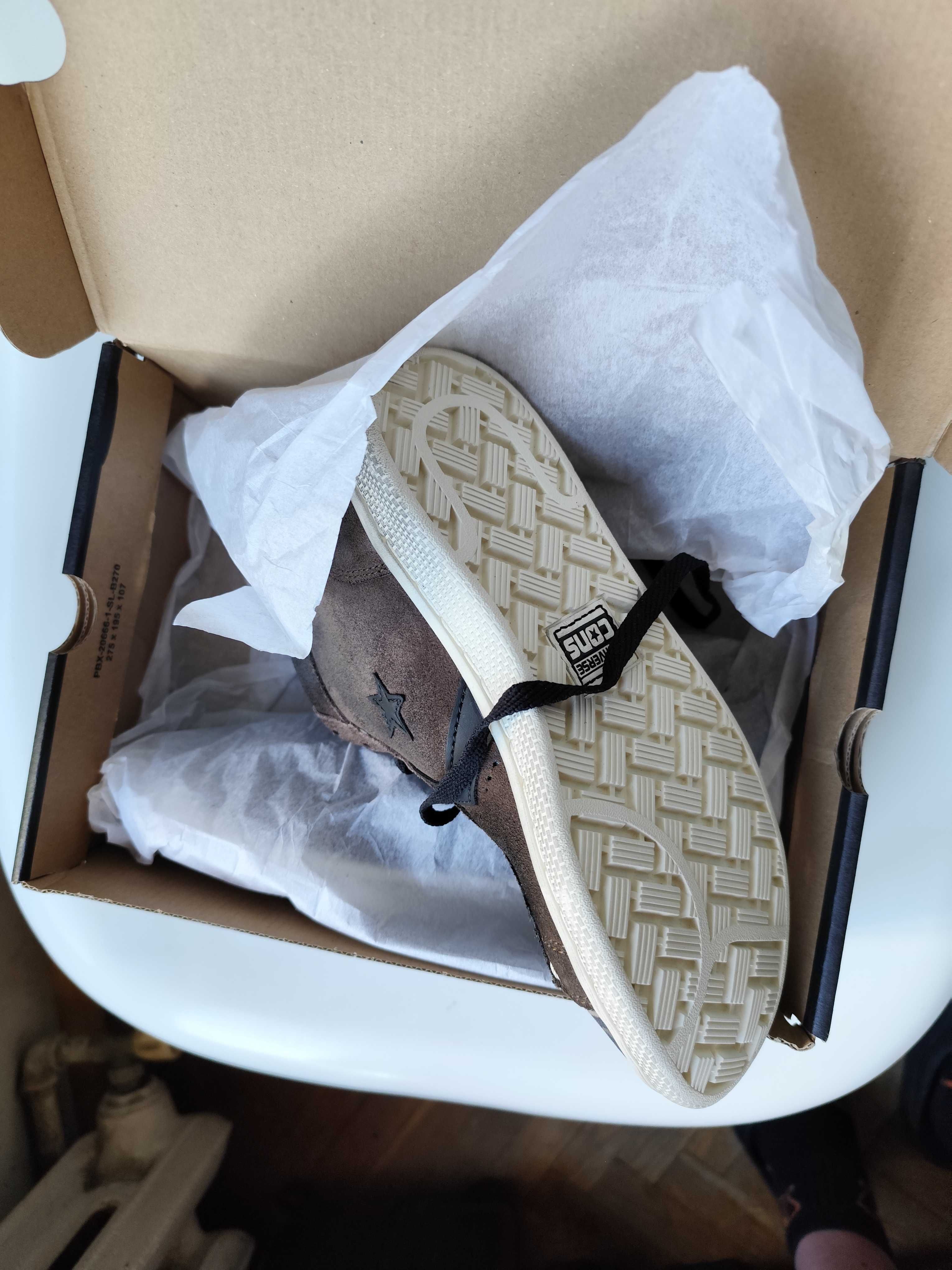 Оригинални Converse размер 36.5 (купувани от Амазон)нови!НАМАЛЕНИЕ-60!
