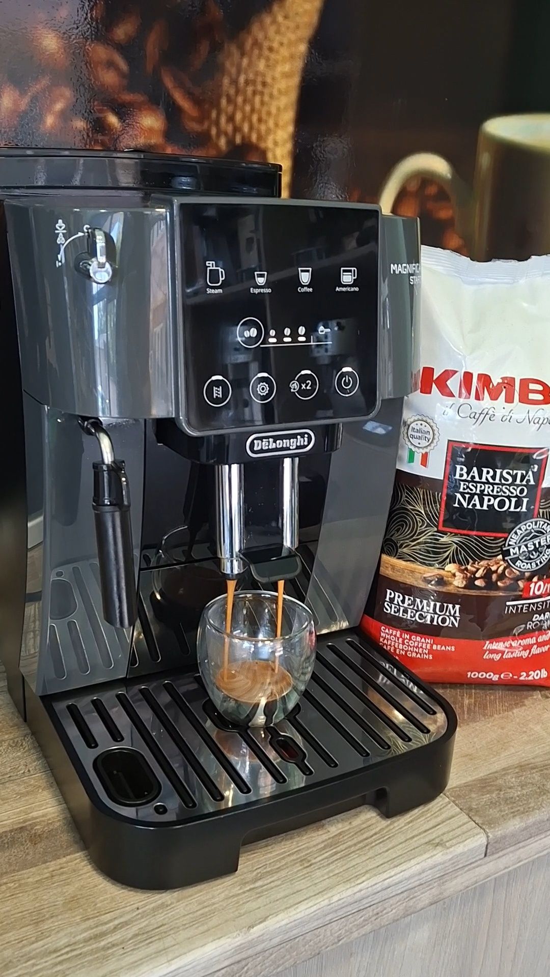 Кафемашина DELONGHI MAGNIFICA START с 6 месеца гаранция от магазин сер