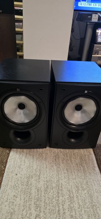 Boxe JBL control 25 si Kef Q15.2