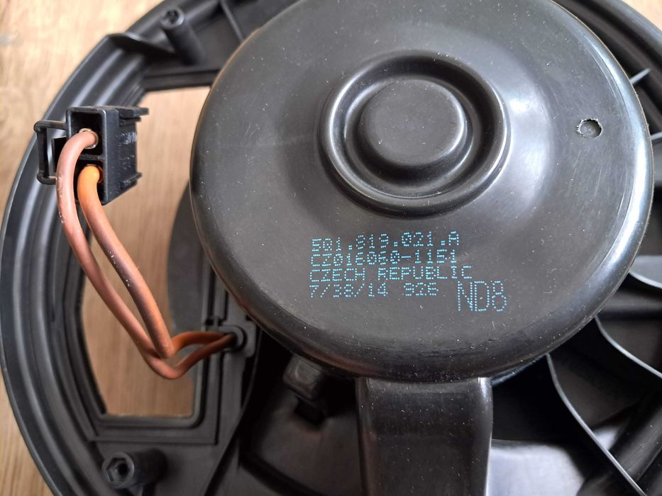 Ventilator habitaclu / Aeroterma original 5Q1819021A, cu probleme