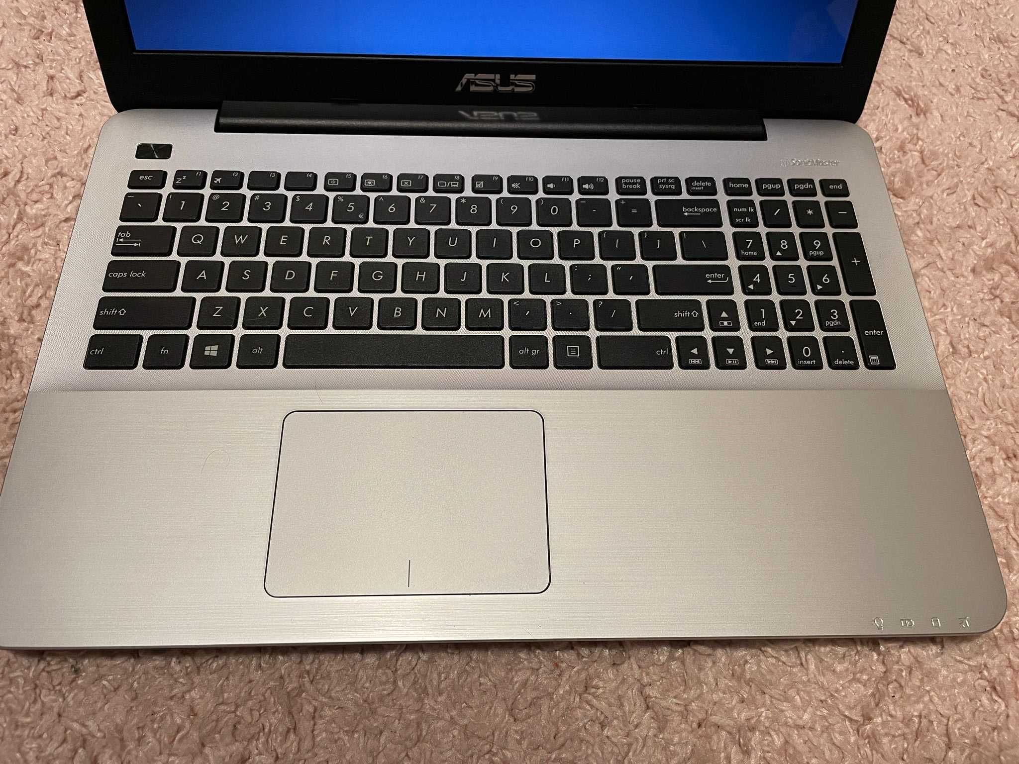 Laptop Asus X555LB