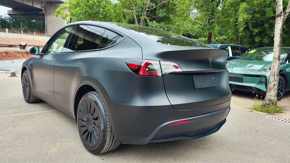 Tesla model Y long range dual motor