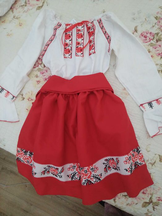 Costum popular /etno pentru fetițe 5-6, 6-7, 7-9, 9-10 ani din 3 piese