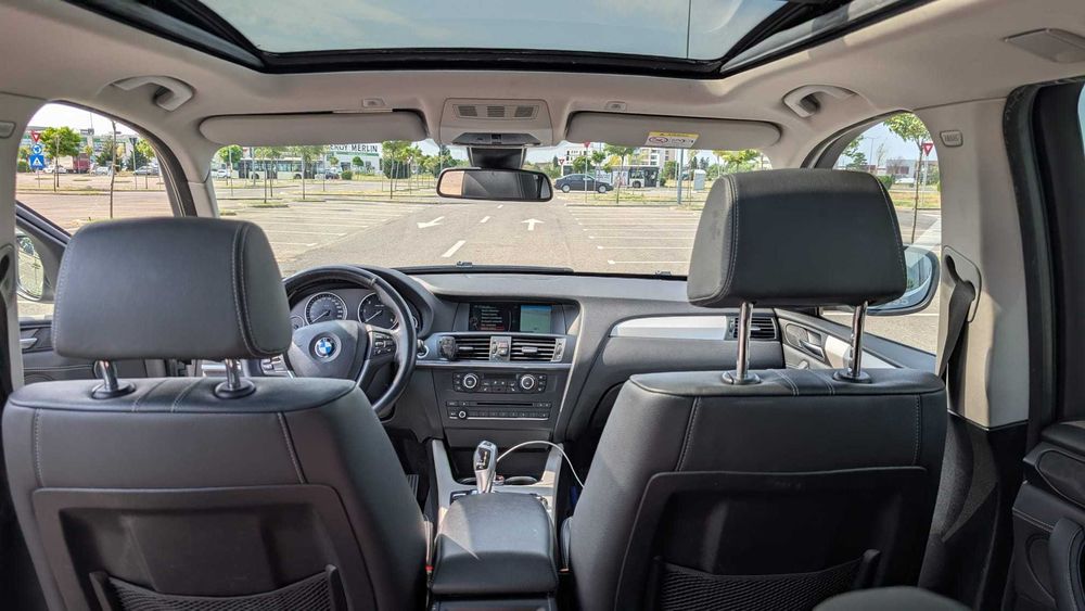 BMW X3 xDrive  Panoramic