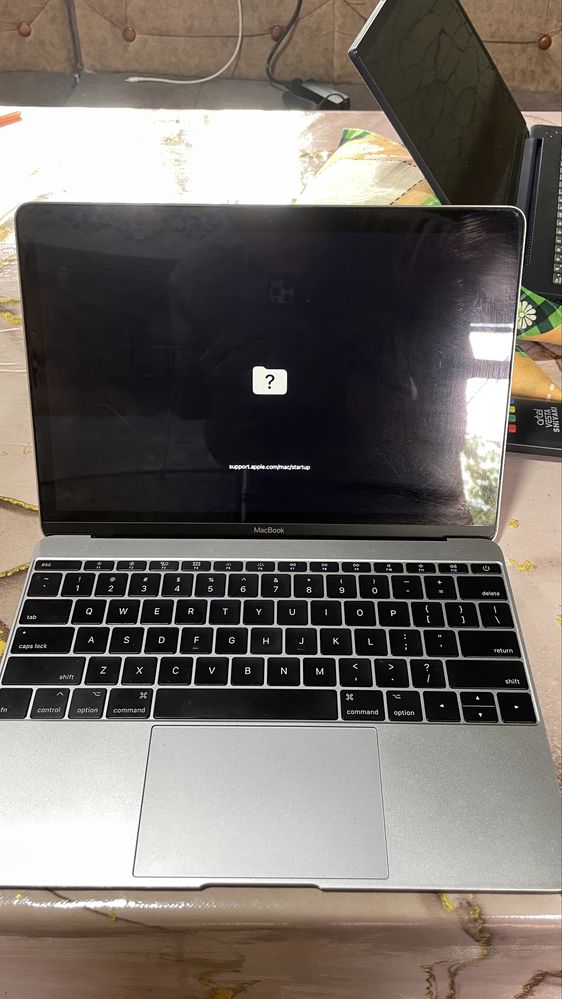 Macbook ( ishlatilgan )
