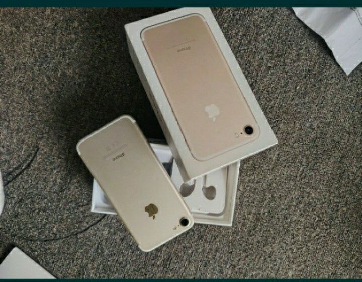 Айфон 7 сатылады без минуса  чекпен