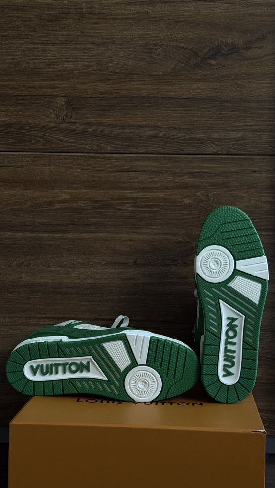 Louis Vuitton Trainers 43