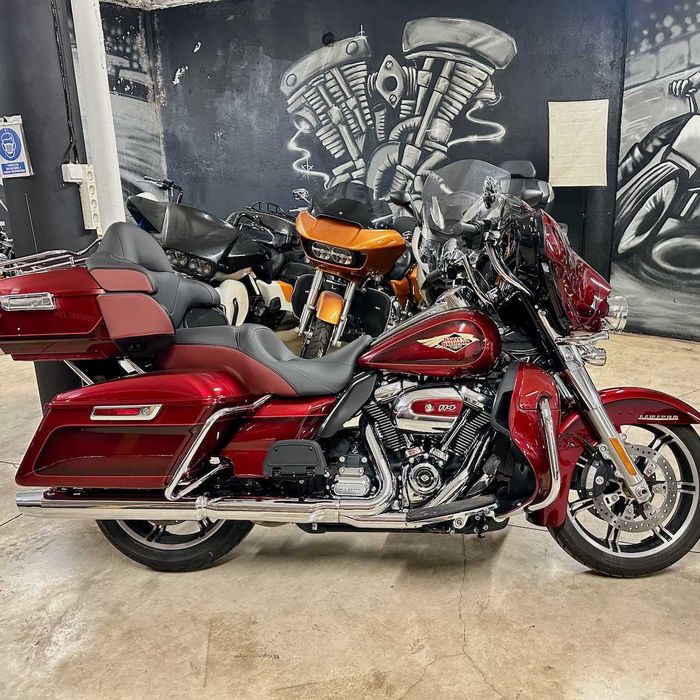 De vanzare: Harley-Davidson FLHTKANV Limited 120 Aniversary