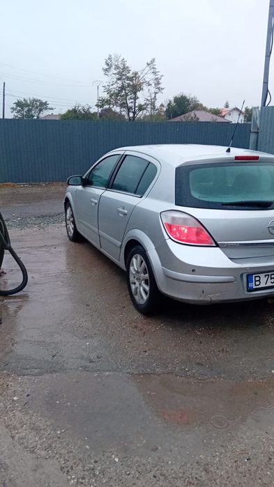 Vând Opel astra 1.7 diesel