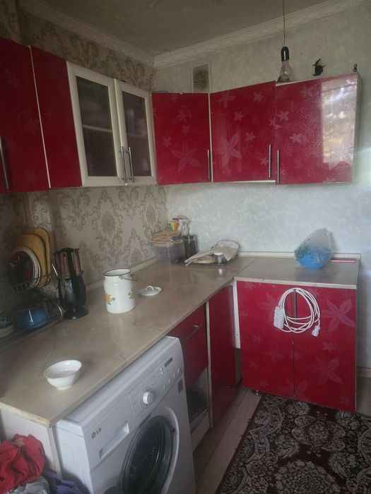 Кухонный гарнитурь