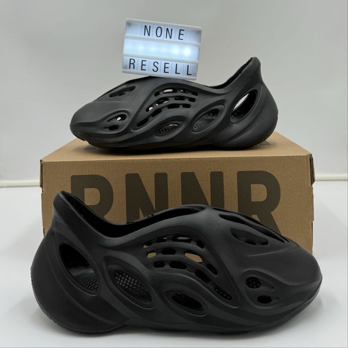 Adidas Yeezy Foam Runner RNNR Onyx