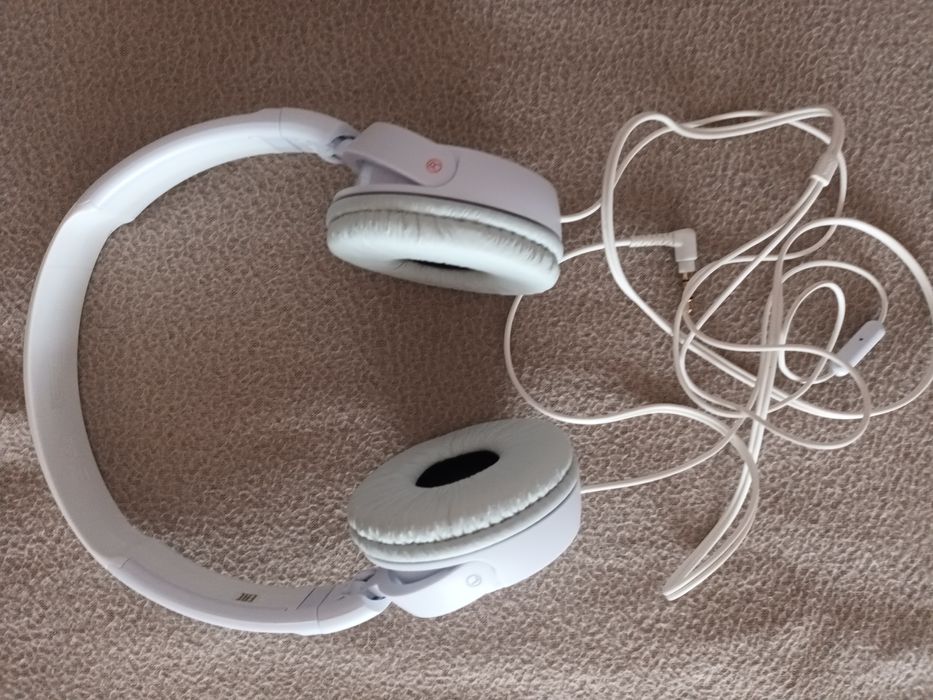 Căști Sony cu fir 50 ron