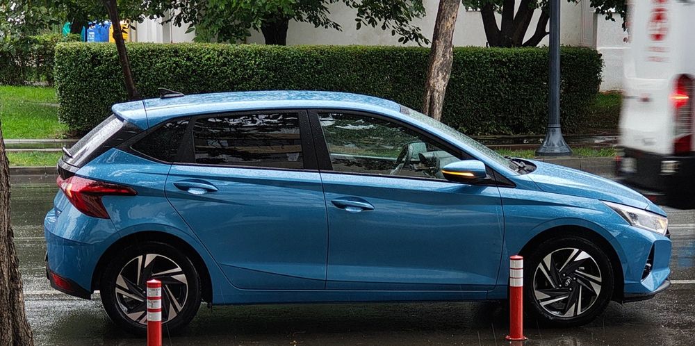 Vând Hyundai i20