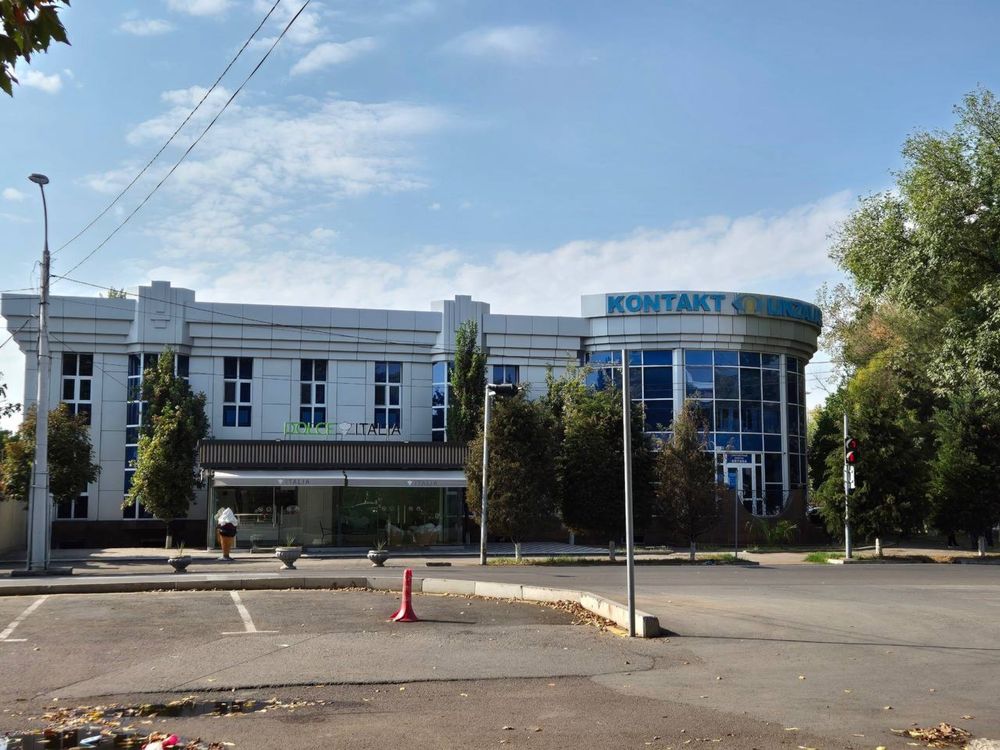 Парк Победа Нукус | 2000кв - нежилое помещение вдоль дороги Продажа