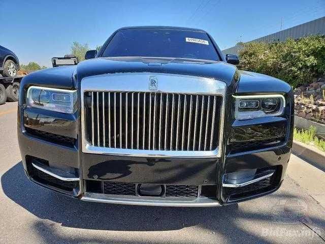 Dezmembrare Rolls Royce Cullinan 2022, far, capotă, bară de protecție
