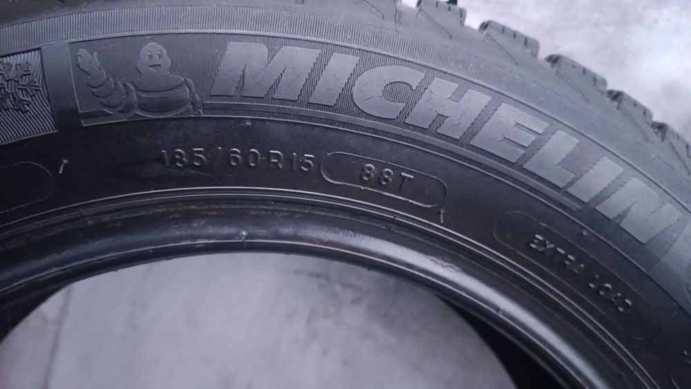 185/60/15 Michelin