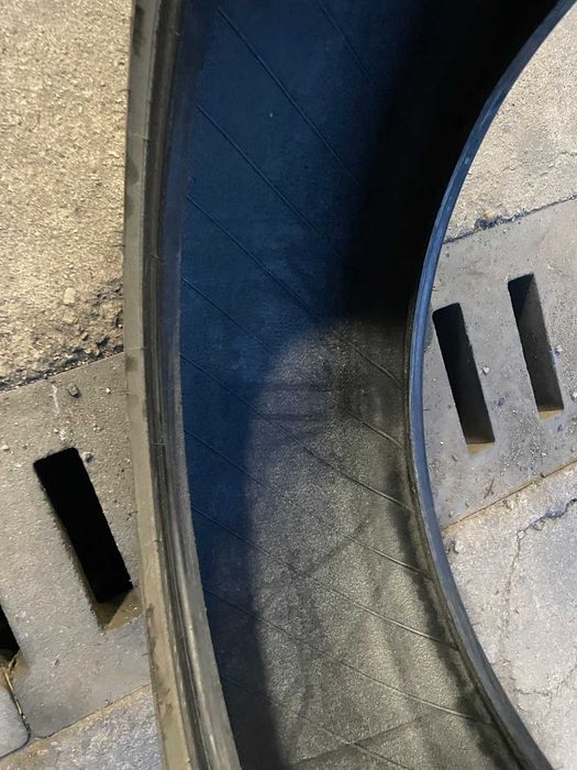 Продавам MIchelin crossclimate 2 всесезонни гуми 235/45/18 Dot 2023 5m