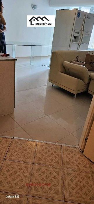 Продава се Тристаен апартамент в Варна, Център - 101 кв.м за 1733 €/кв.м - Снимка #4