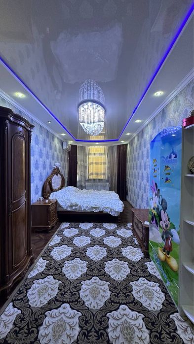 Продается 3 ком. Квартира площадью 120 кв.м. По ул. Ахунбабаева