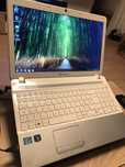 Laptop i3 ssd pacard Bell