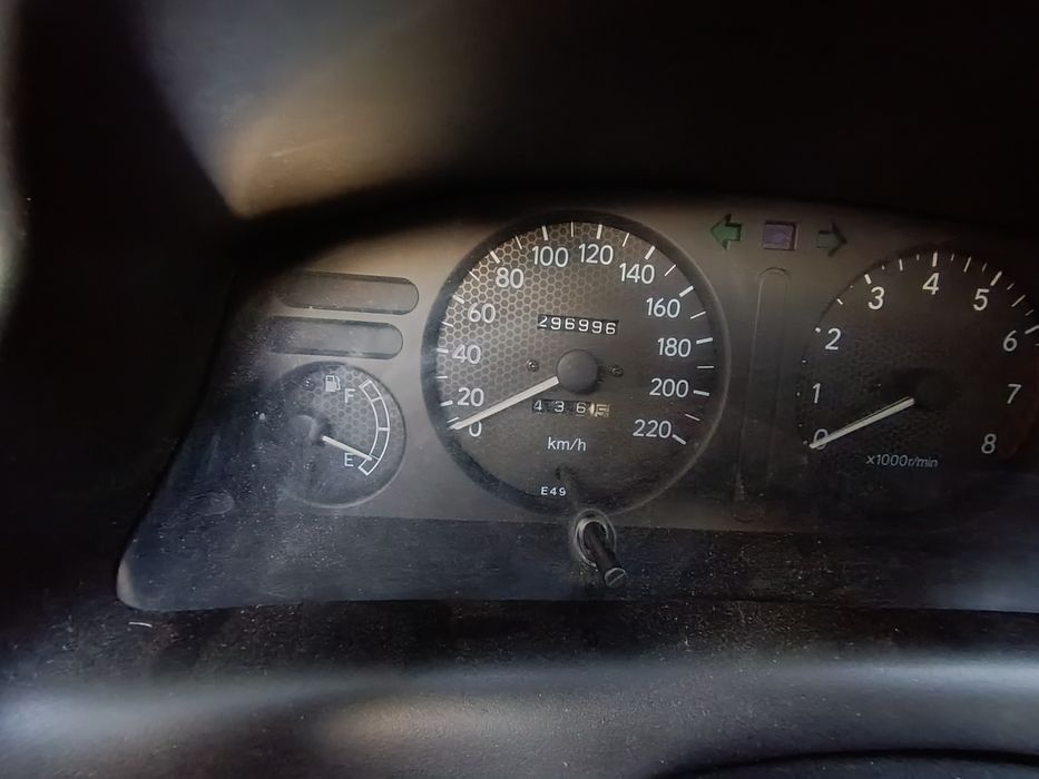 Vând Toyota Corolla 2000