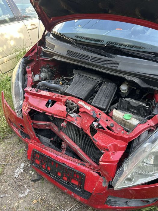 Suzuki splash НА ЧАСТИ