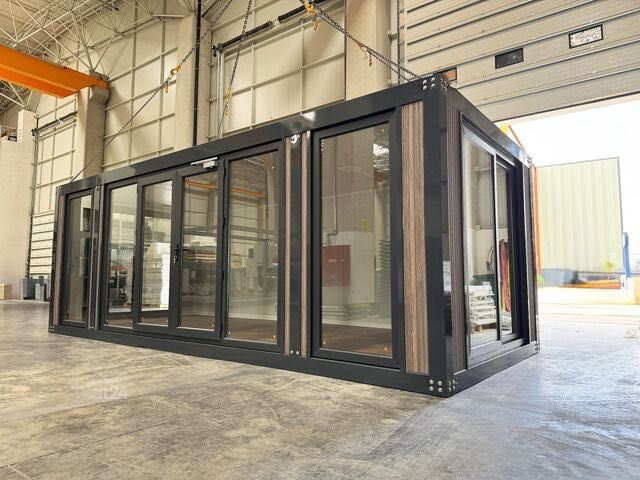 Контейнер 8х3м. Заведение