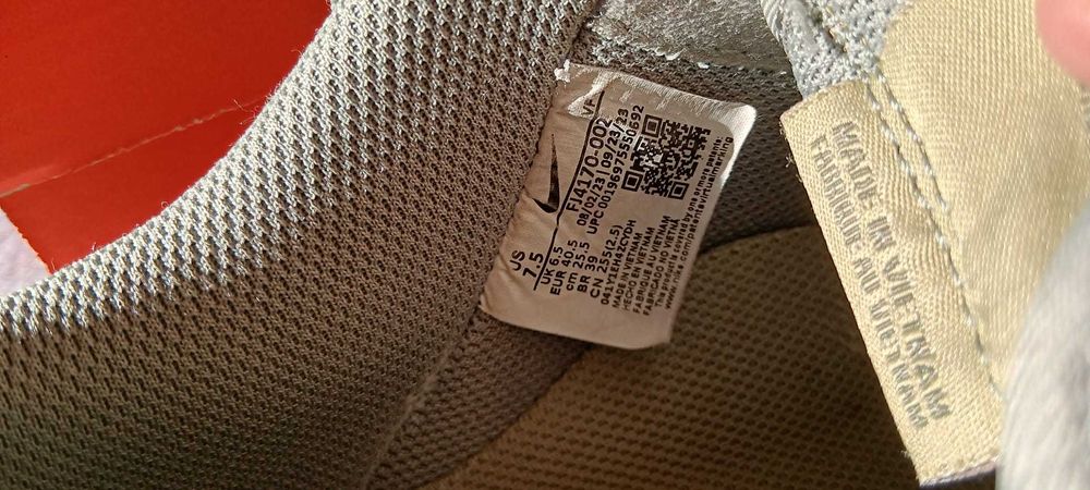 Nike AIR FORCE 1 - marimea 40,5