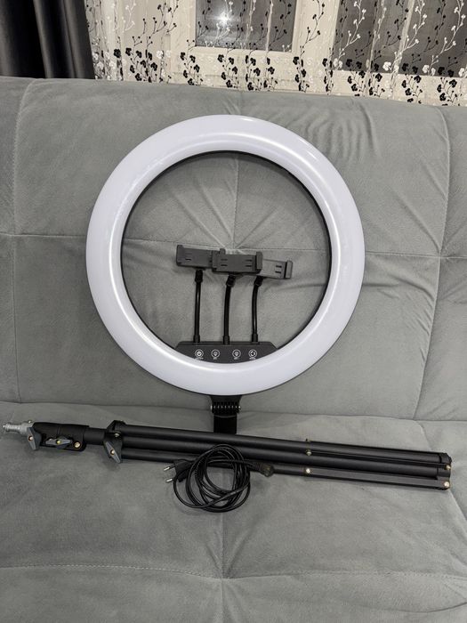 Кольцевая лампа