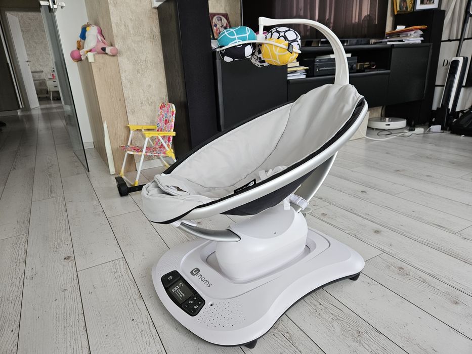 Leagăn electric 4Moms aproape nou - fotoliu balansoar 4 moms MamaRoo 4