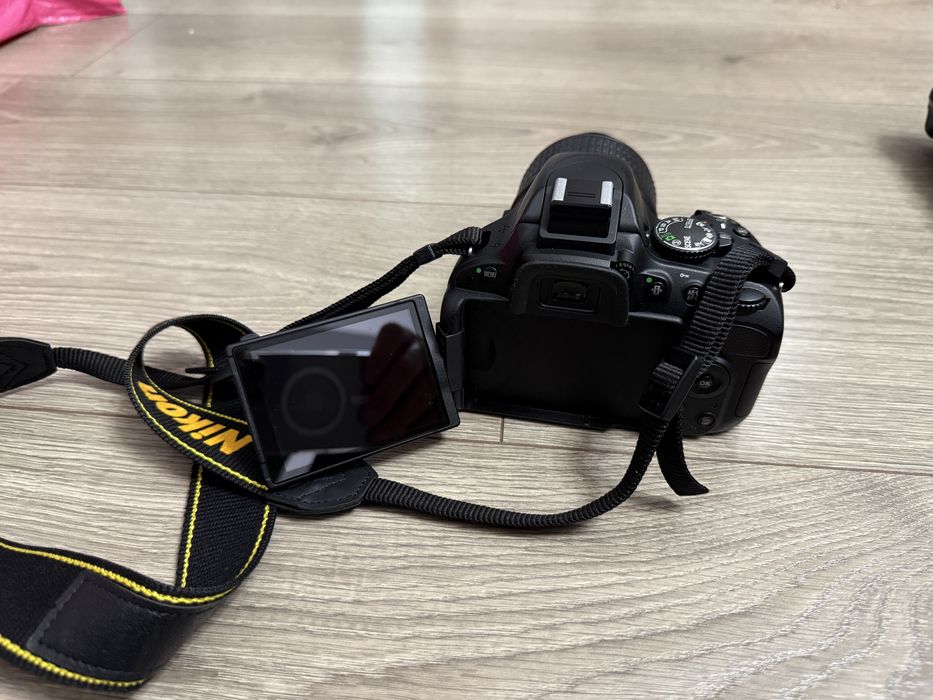 Nikon D5100 plus accesorii