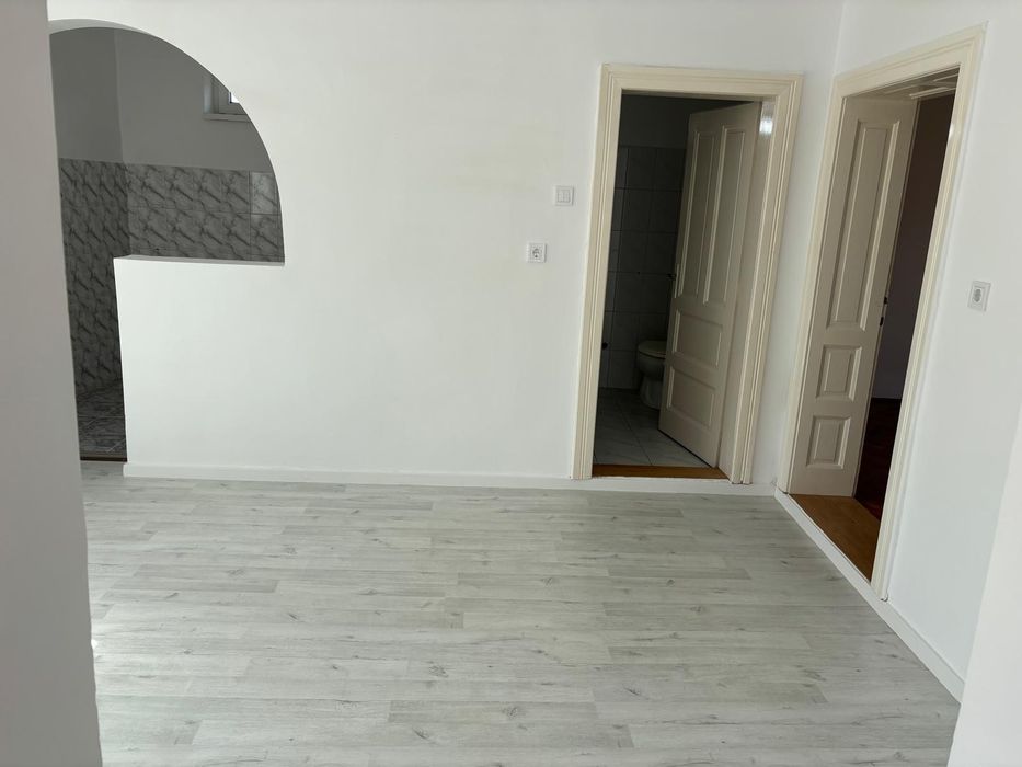 Casă de cărămidă de vânzare Izvorul Mureș