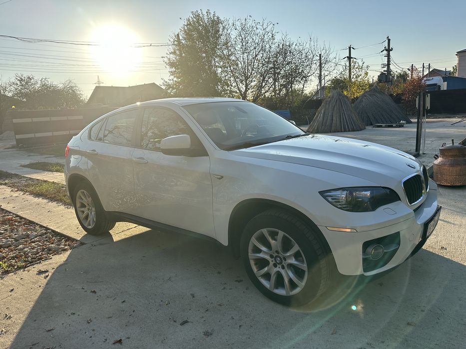 BMW X6 F71. 2012 , 3.0 disel