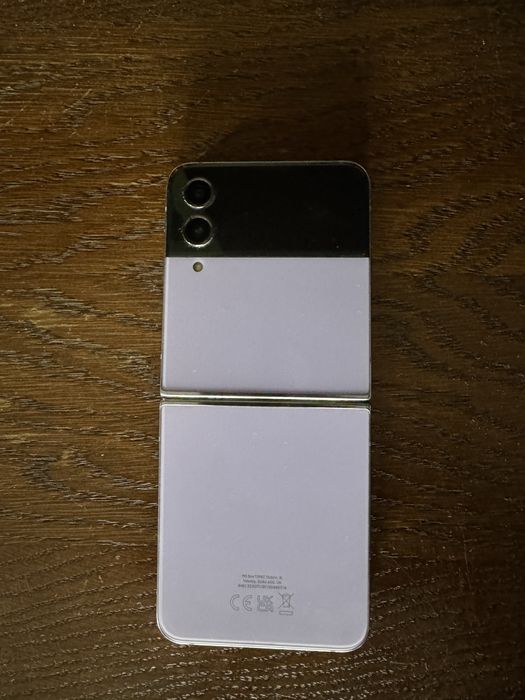 Samsung Flip 4 128GB