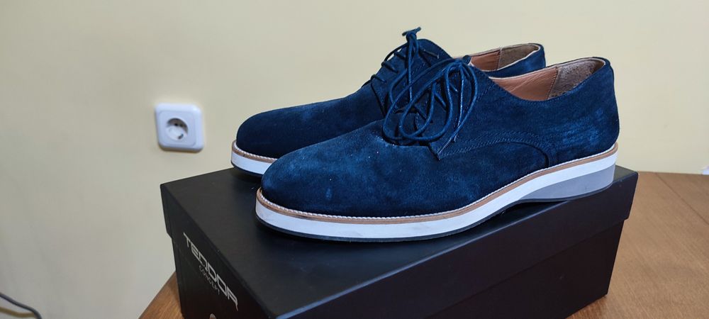 Продавам мъжки официални обувки