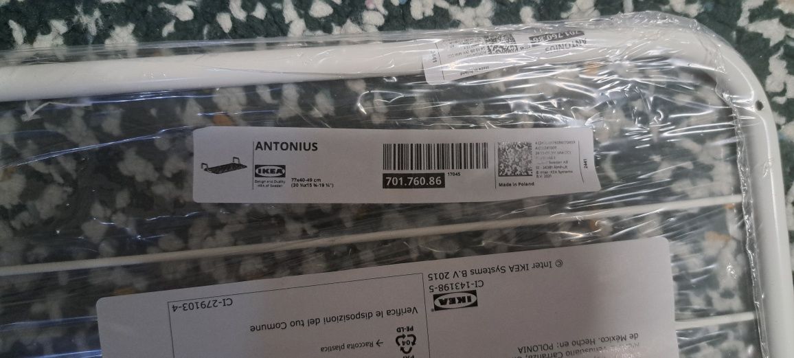 Uscator rufe Antonius alb