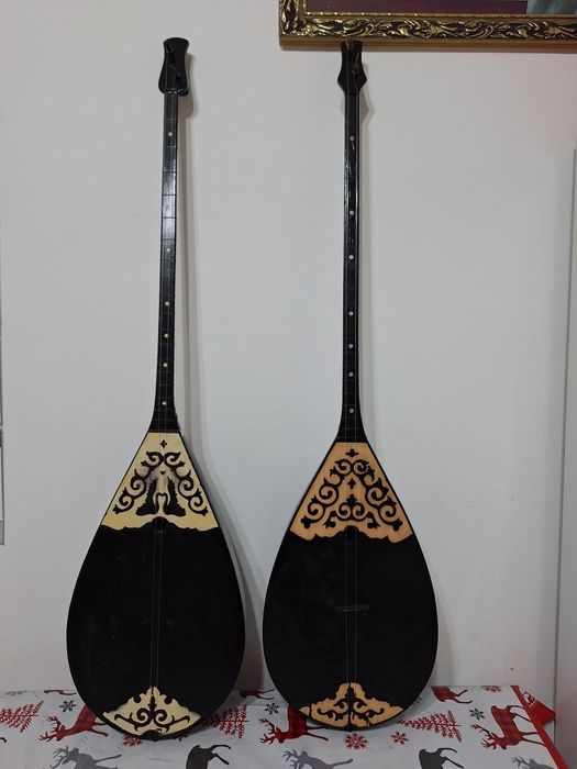 Продам домбыра в рабочем состоянии