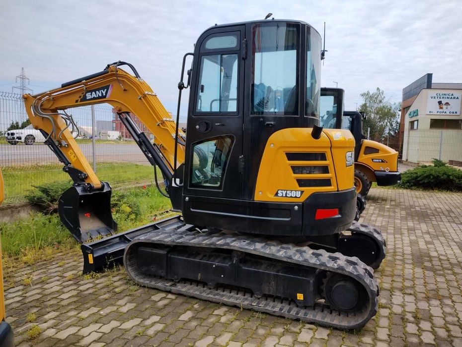 Mini excavator SY50U