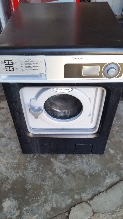Професионална пералня ELECTROLUX