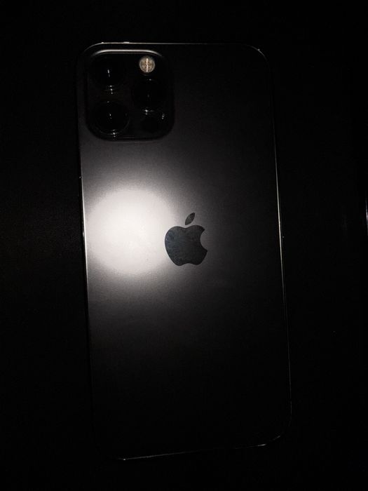 Продоётся Apple iPhone 12 про макс