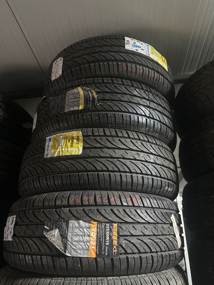 225/60R16 Torque