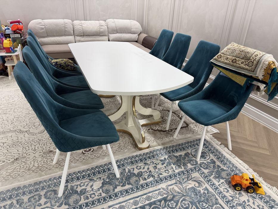 Продается Стол со Стульями