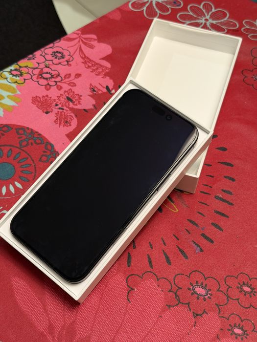iPhone 16 Pro Max 256 GB Titanium Black! Garantie iStyle! Baterie 100%