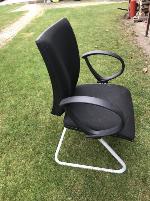 Scaun birou second hand . Pret 50 ron