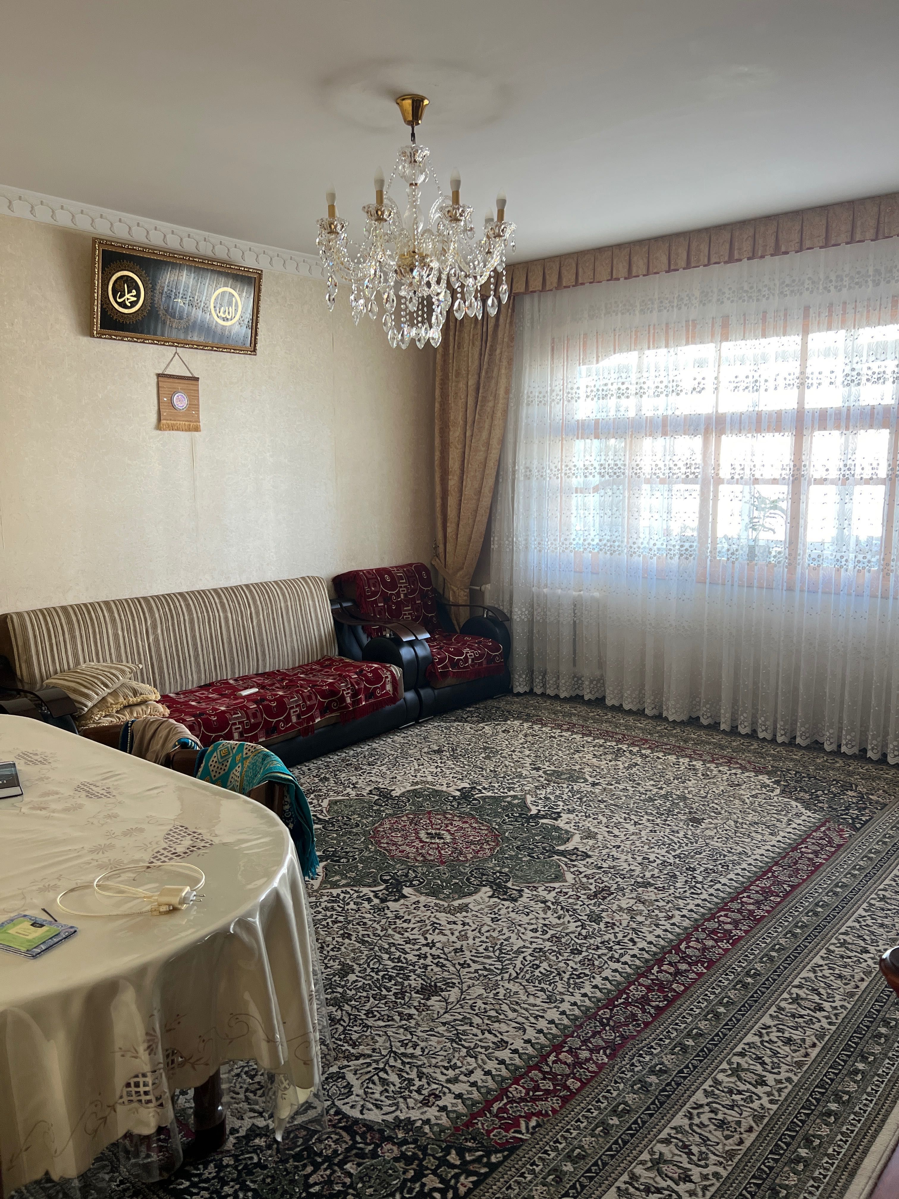 Продаю 4 комнатную квартиру,бектимиркий район масив Водник 12дом кв 72